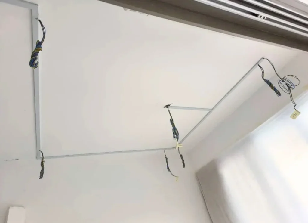 exposed wire hdb