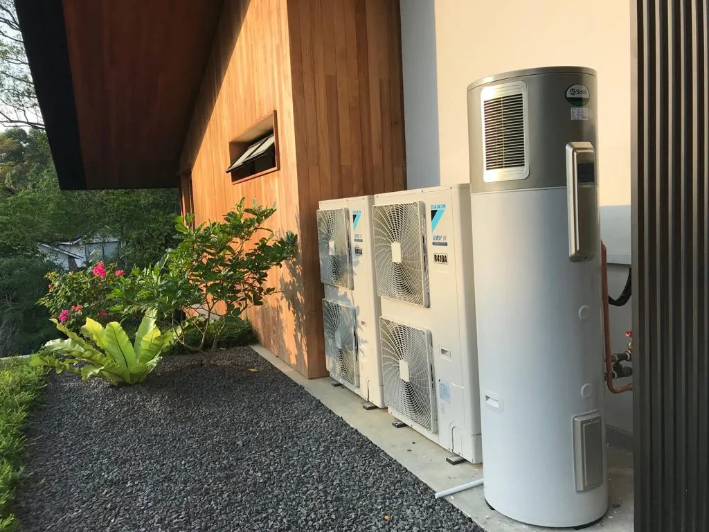 hpi cornwall landed daikin aircon compressor garden