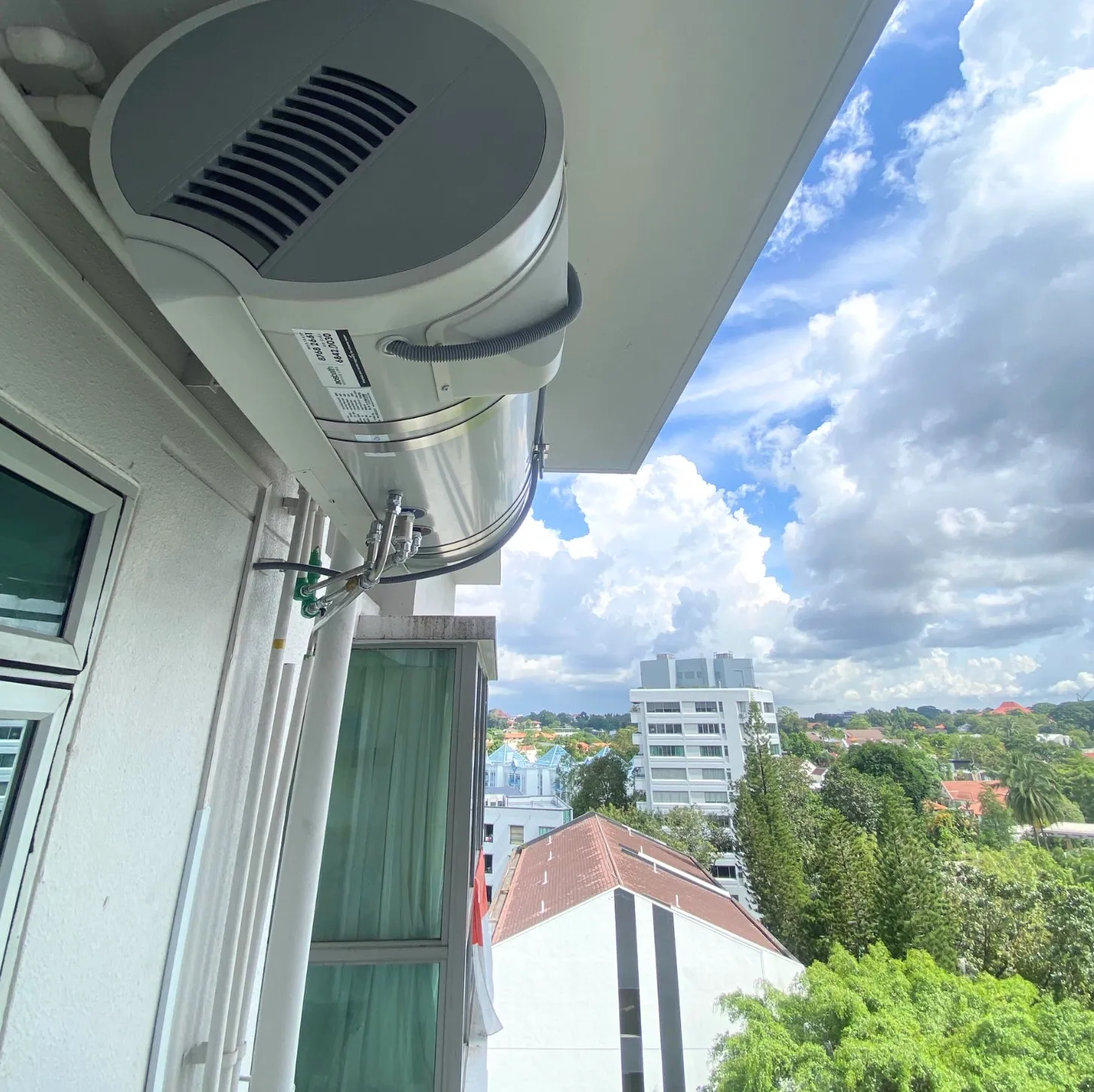 hpw heat pump private balcony